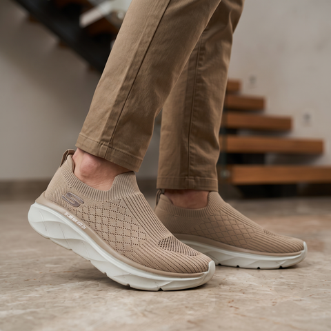 Men's Slip-On Walking Sneakers – Breathable Comfort
