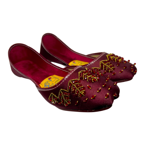 Ladies Mehroon Khusa (Hand work)
